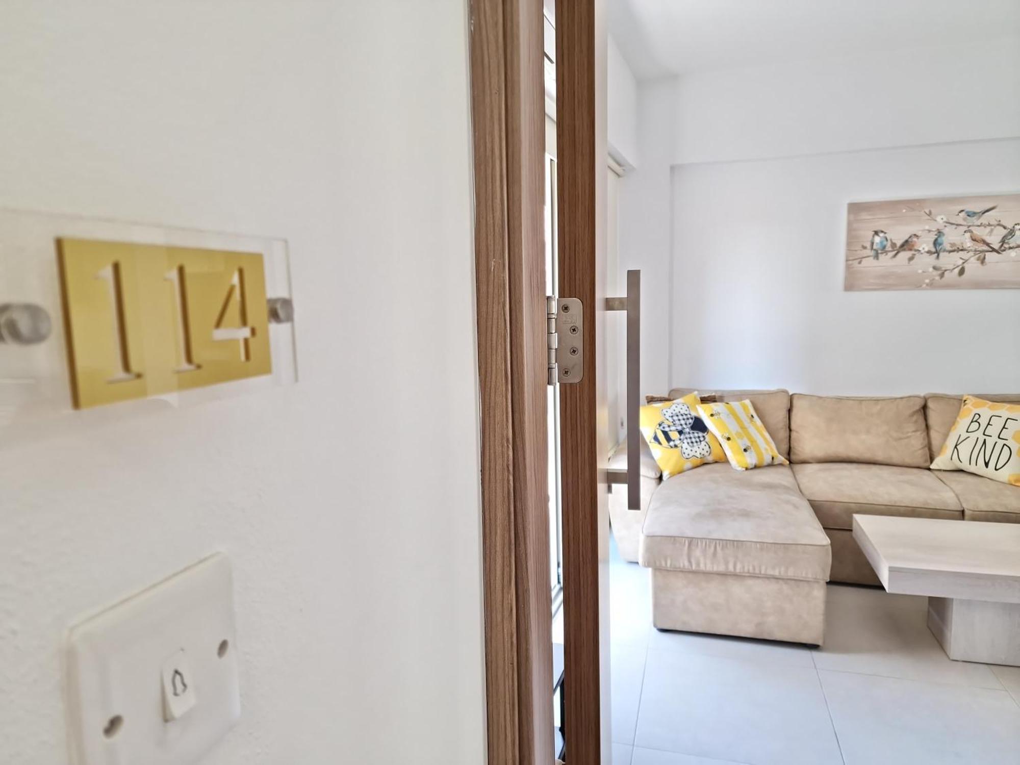 Lemon Paradise City Centre 200M From Beach Larnaca Exterior foto